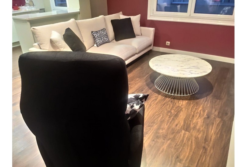 Blanco y negro: ¡Mira nuestra última instalación de un salón completo!